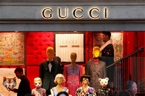 gucci gruppo kering|is gucci owned by lvmh.